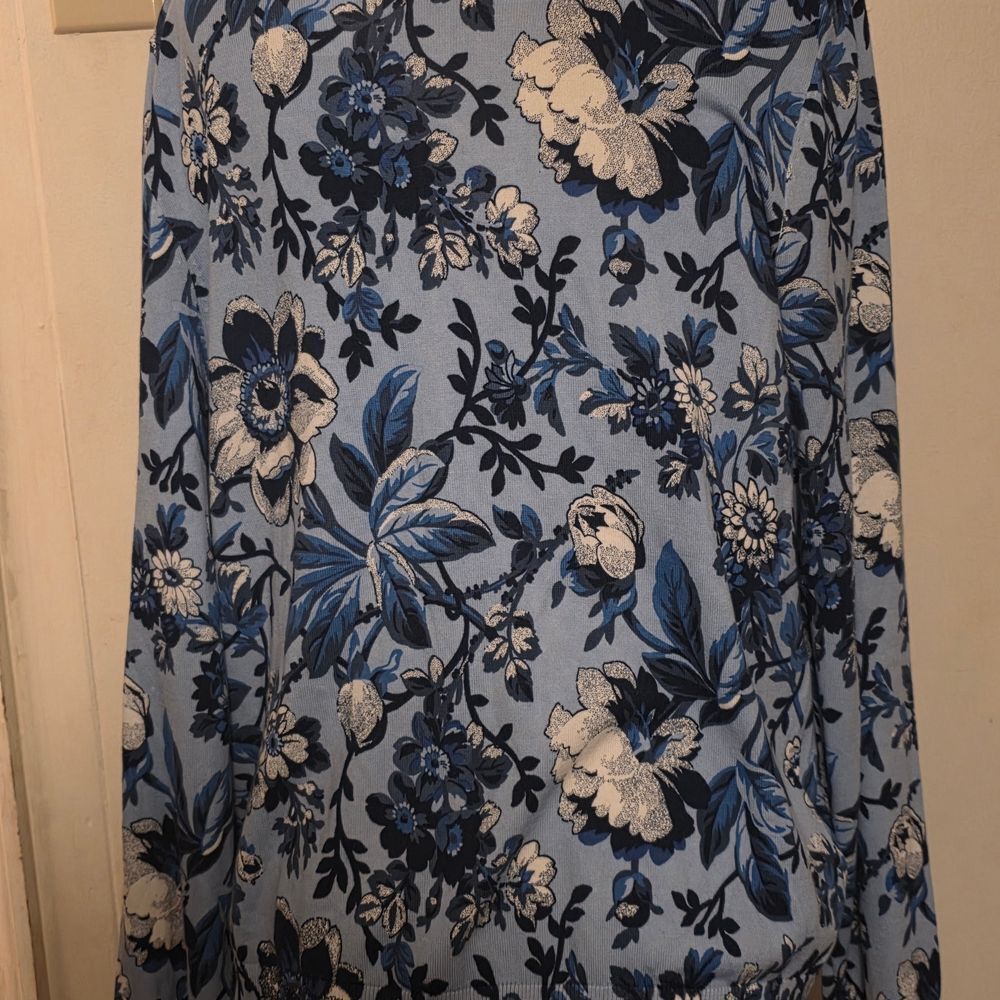 Talbots NWT Petite XL Blue Floral Cardigan Grandmacore Cottagecore Knit PXL